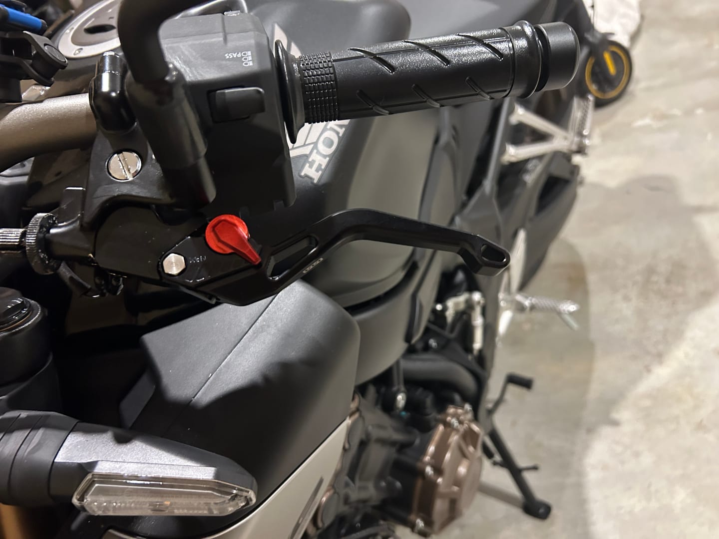 Customer photo review of EVOS Short Levers for Honda CBR650R, CB650R & CB650F