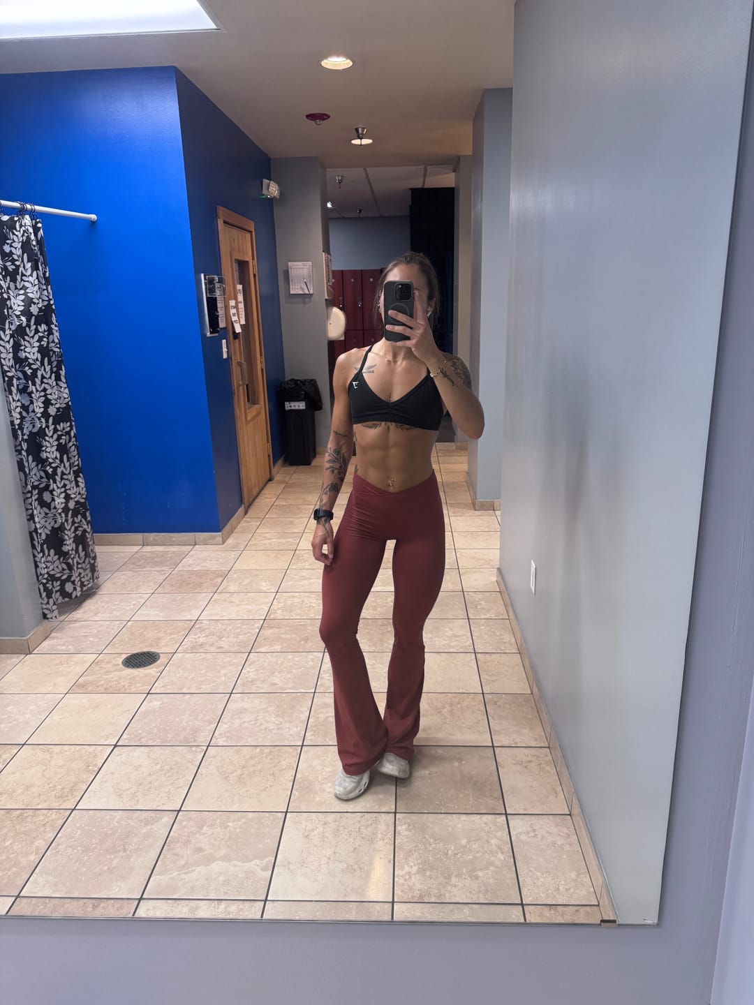 Customer photo review of W215 - Vital Flare Leggings (Regular) New Colors