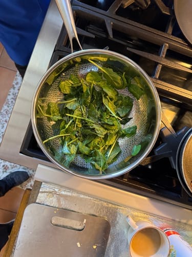 Customer photo review of Käsintaottu titaaninen wokkipannu tasaisella pohjalla