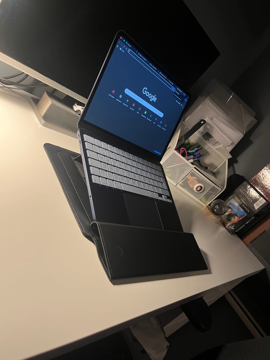 Customer photo review of Funda Notebook Smart Workstation