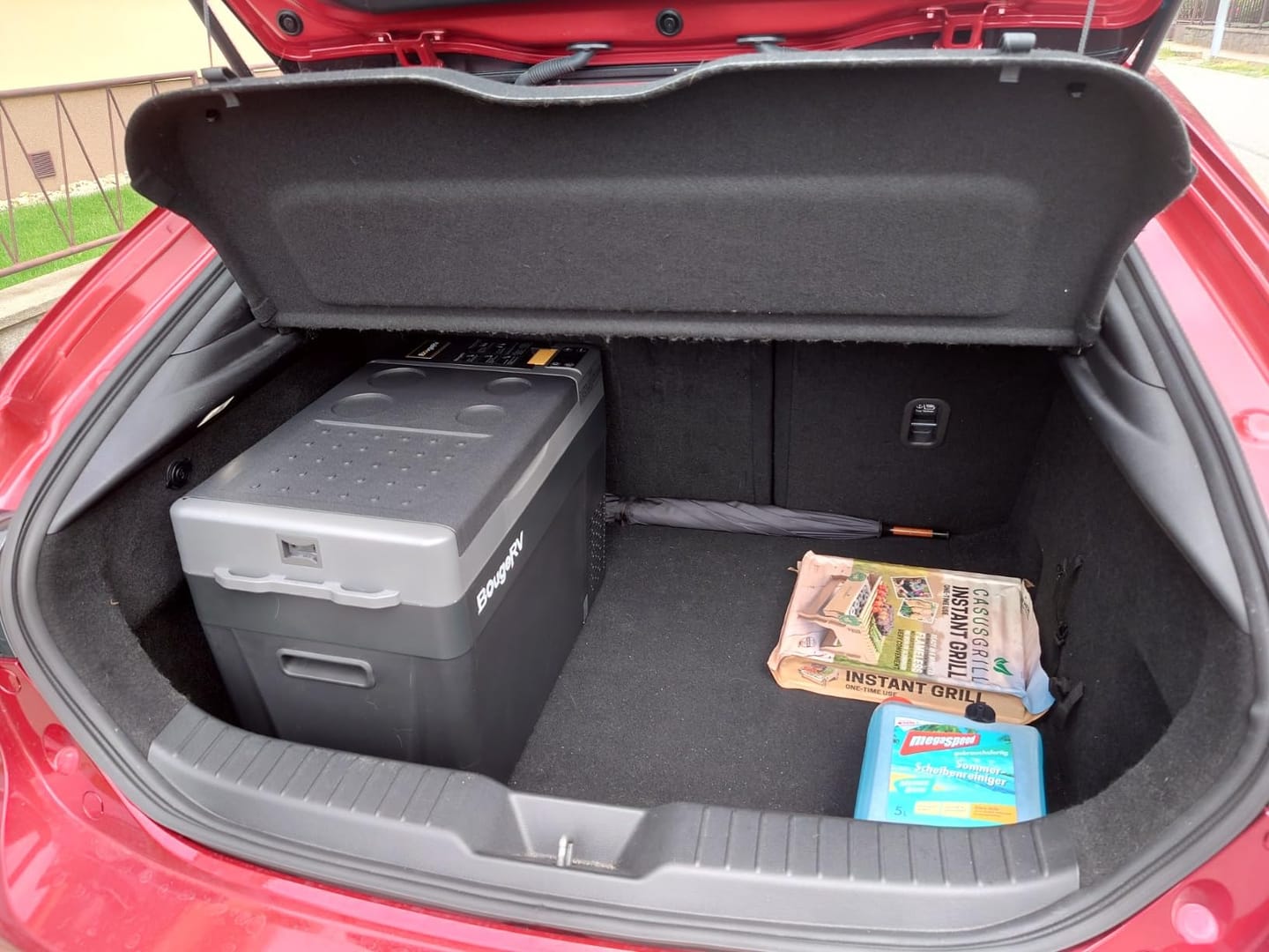 Customer photo review of BougeRV CRPRO 20L 12V Tragbarer Auto Kühlschrank Schwarz mit 277WH Akku