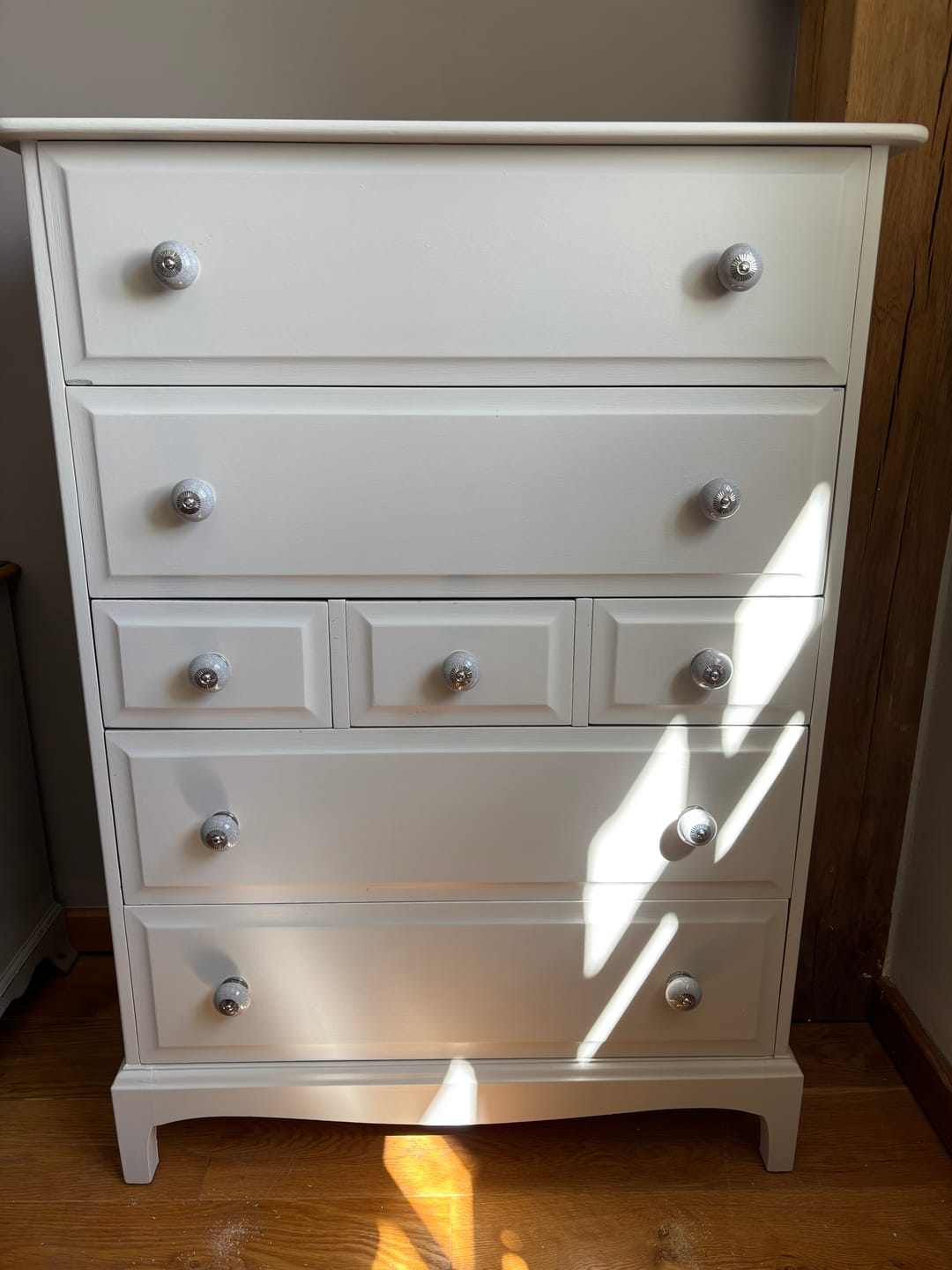 Customer photo review of Grey Crackle Ceramic Door Knobs Cupboard Drawer Pull Handles Set of 6