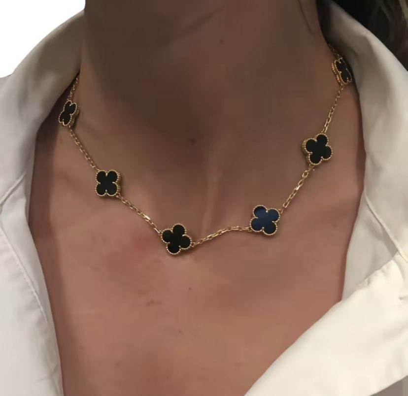 Customer photo review of MX four leaf clover necklace, 10 motifs