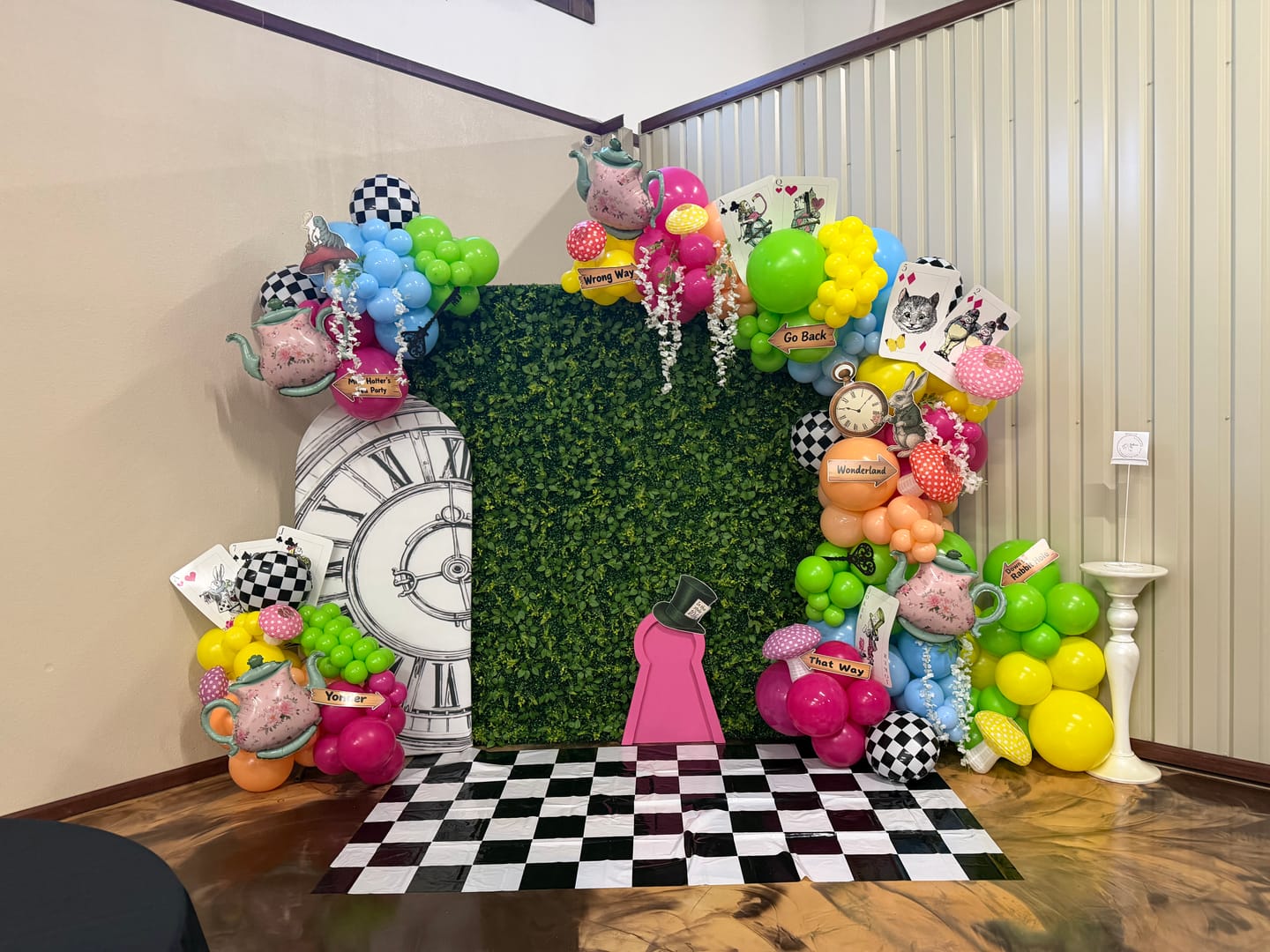 Customer photo review of 8*8ft Artificial Grass Wall Backdrop ALFWL151-Perfect for Weddings, Parties & Event Decor