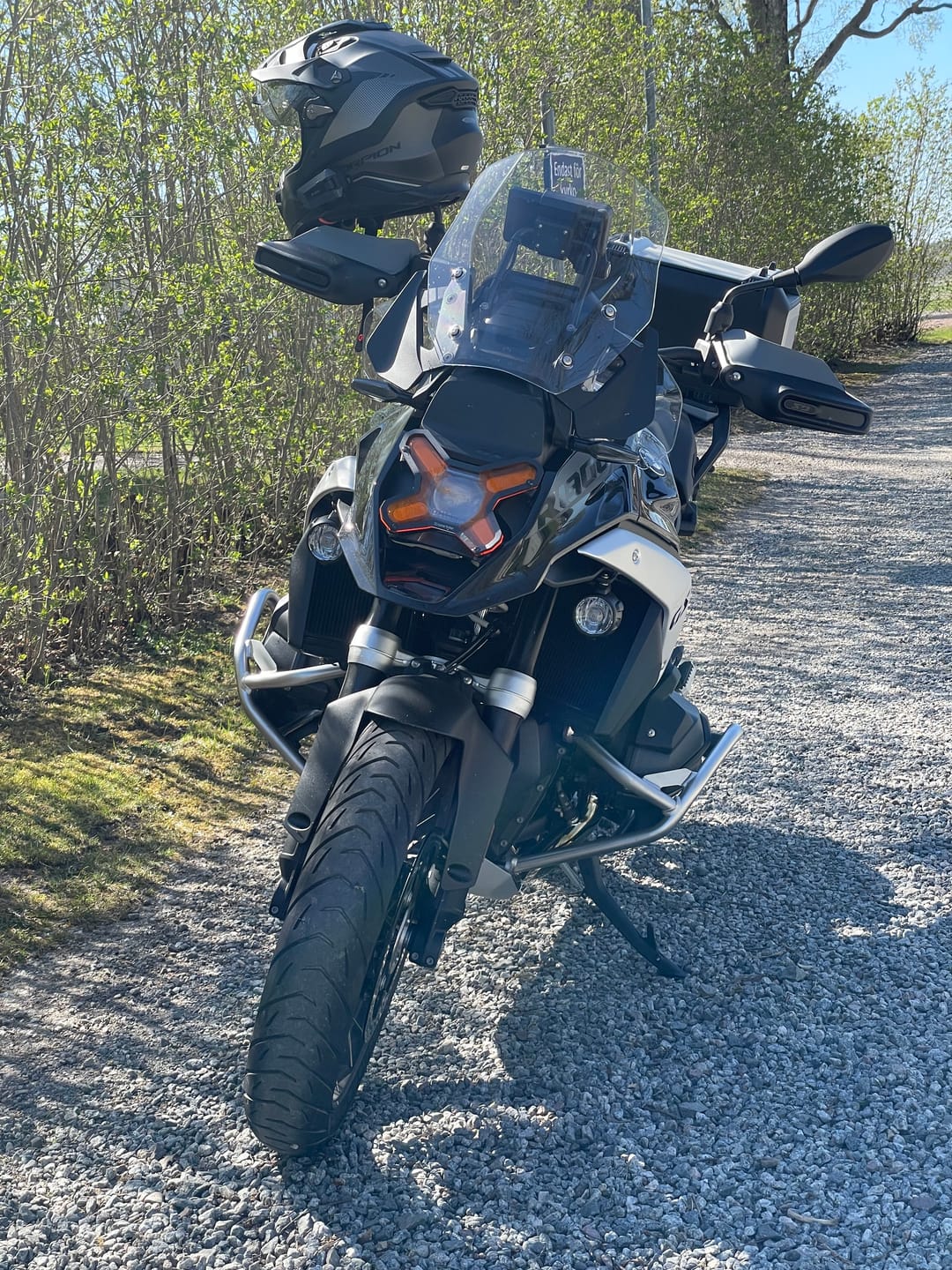 Customer photo review of Headlight Guard Kit for BMW R1300GS / R1300GS Adventure