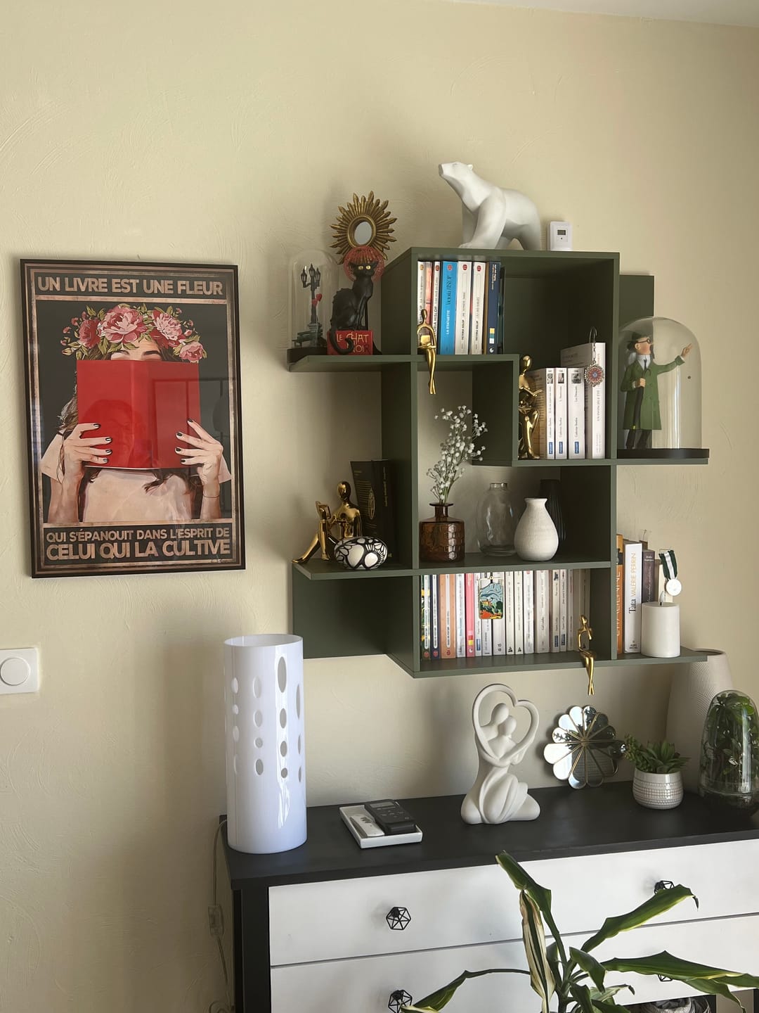 Customer photo review of Un livre est une fleur qui s'épanouit dans l'esprit de celui qui la cultive