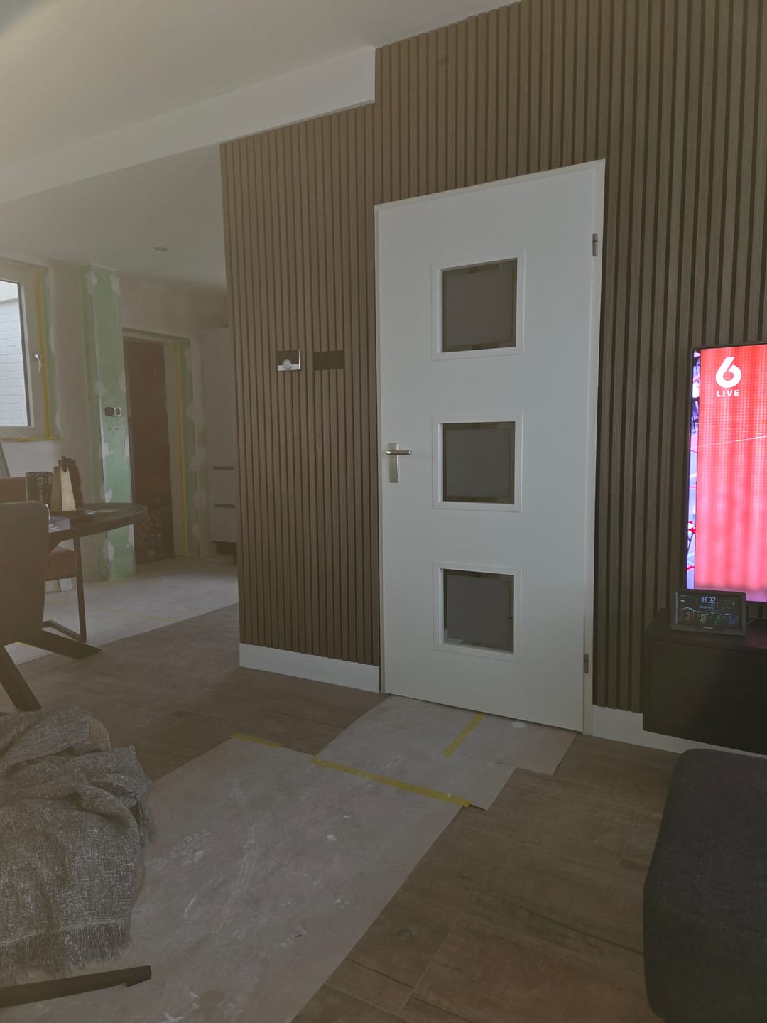 Customer photo review of Akoestische panelen 260 x 60 x 1.4 cm - Eiken Walnoot