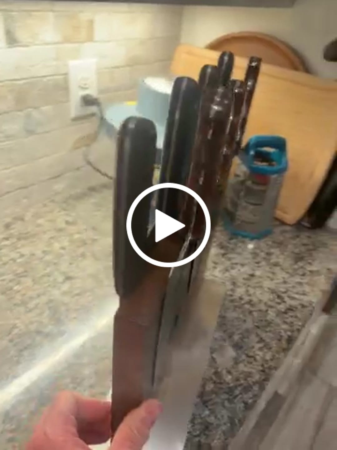 Customer video review of Magnetic Wall Rack