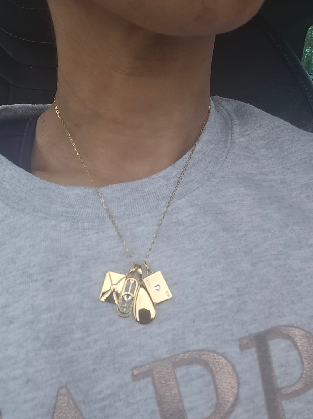 Customer photo review of Fine Paperclip Chain