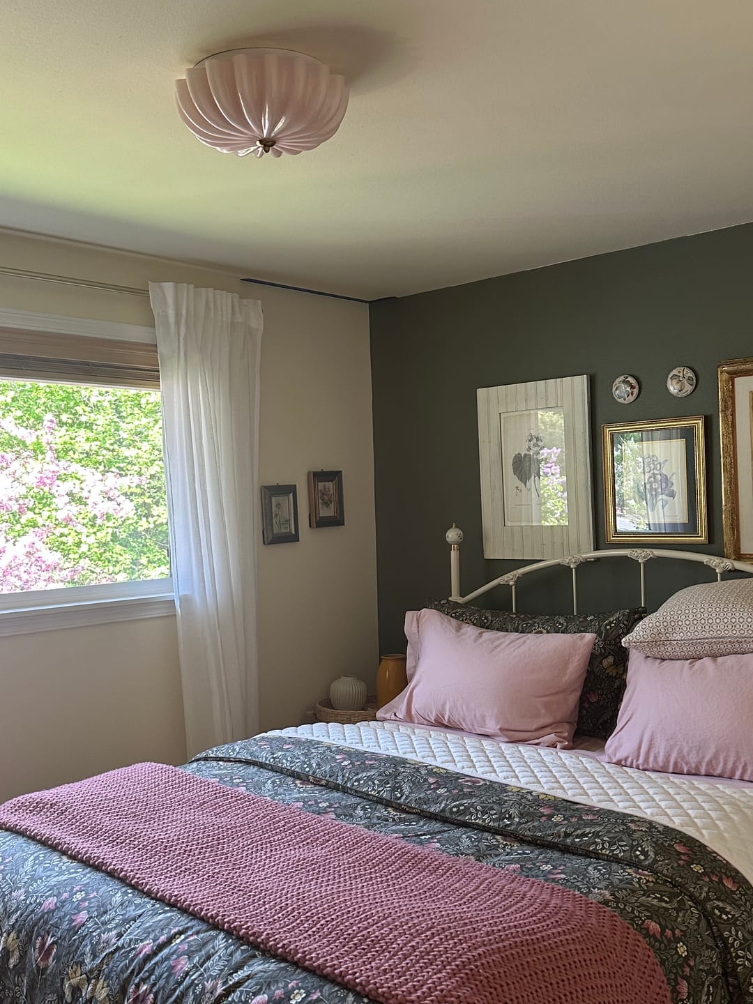 Customer photo review of Art Deco Pleated Flower Shine Glass Semi Flush Mount
