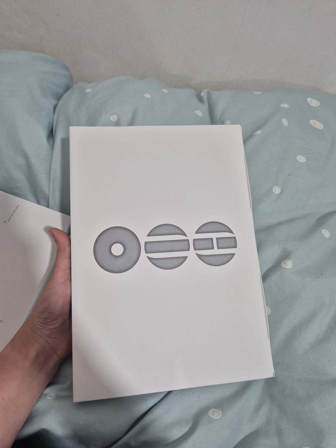 Customer photo review of BTS - ARIRANG 5TH ALBUM LIVING LEGEND VER