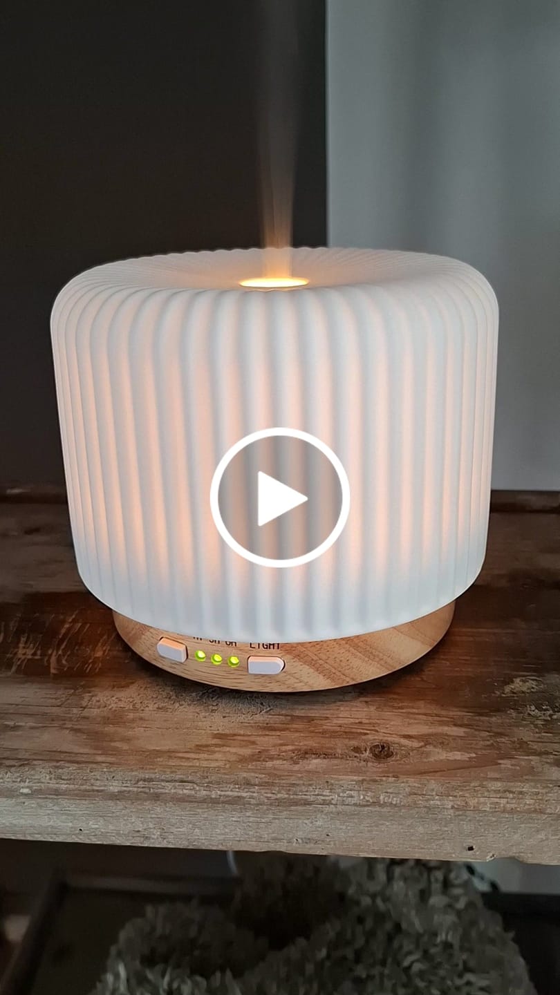 Customer video review of Live Slow- Geurwolkje® Aroma Diffuser - Keramiek Wit - 200 ml