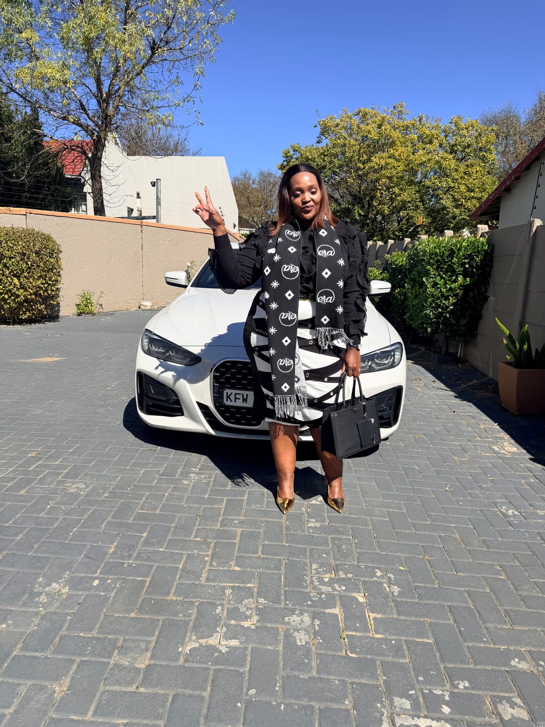 Customer photo review of ERA Signature Scarf