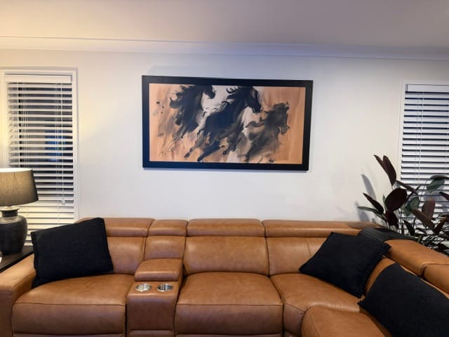 Customer photo review of Abstract Animal Horse Wall Art #AC083