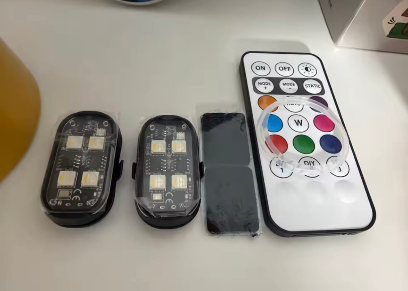 Customer photo review of Kit Premium Iluminación Ambiental LED RGB
