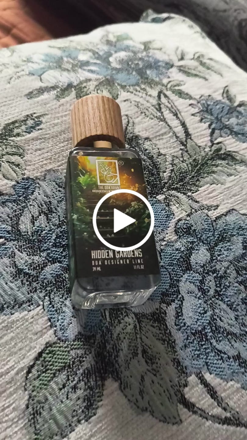 Customer video review of Hidden Gardens