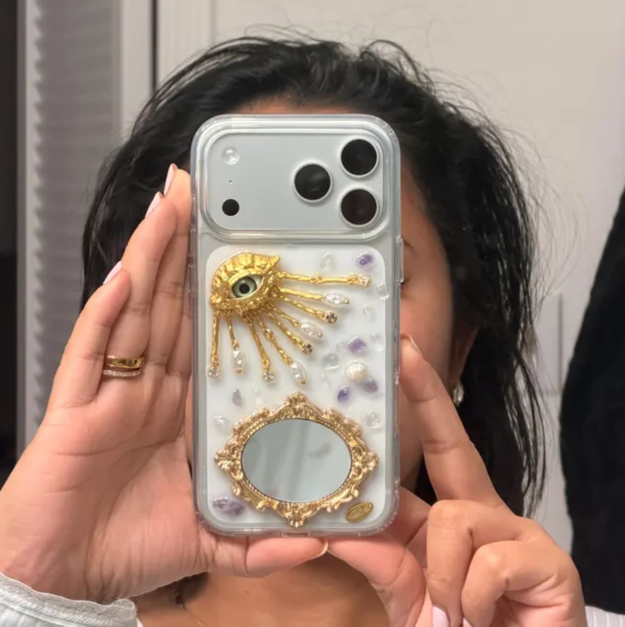 Customer photo review of Golden eye with mirror