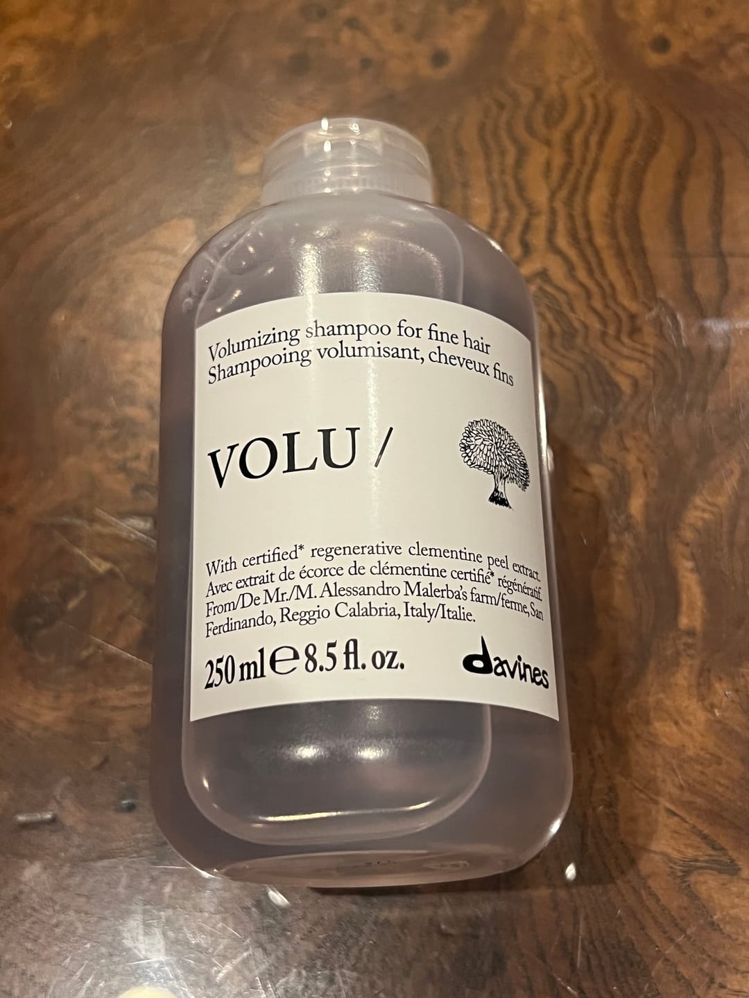 Customer photo review of VOLU Shampoo