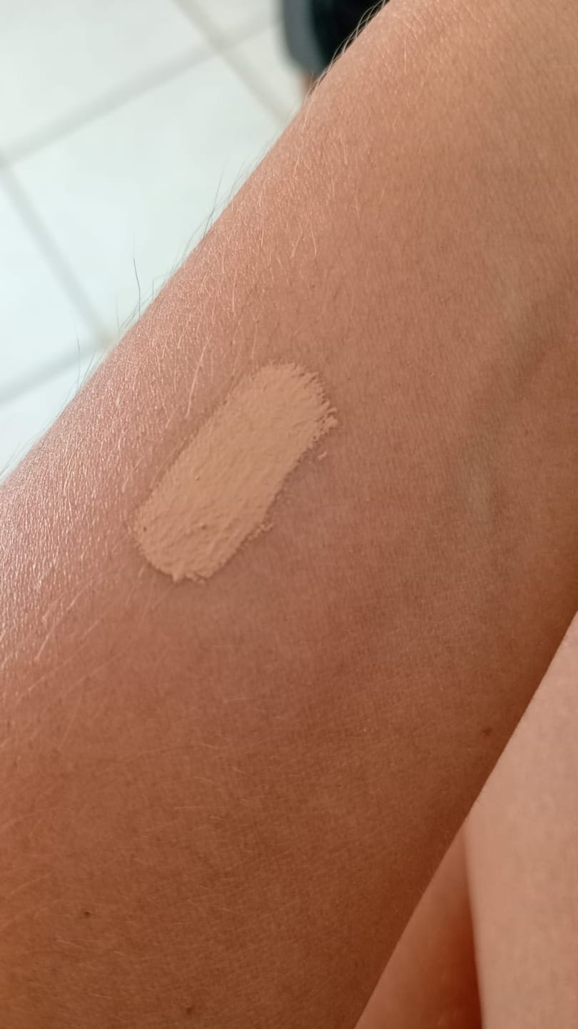 Customer photo review of Corretivo Líquido FIX - Vizzela