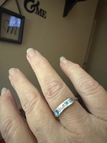 Customer photo review of For Memorial - Personalized Birthstone Name Memorial Ring