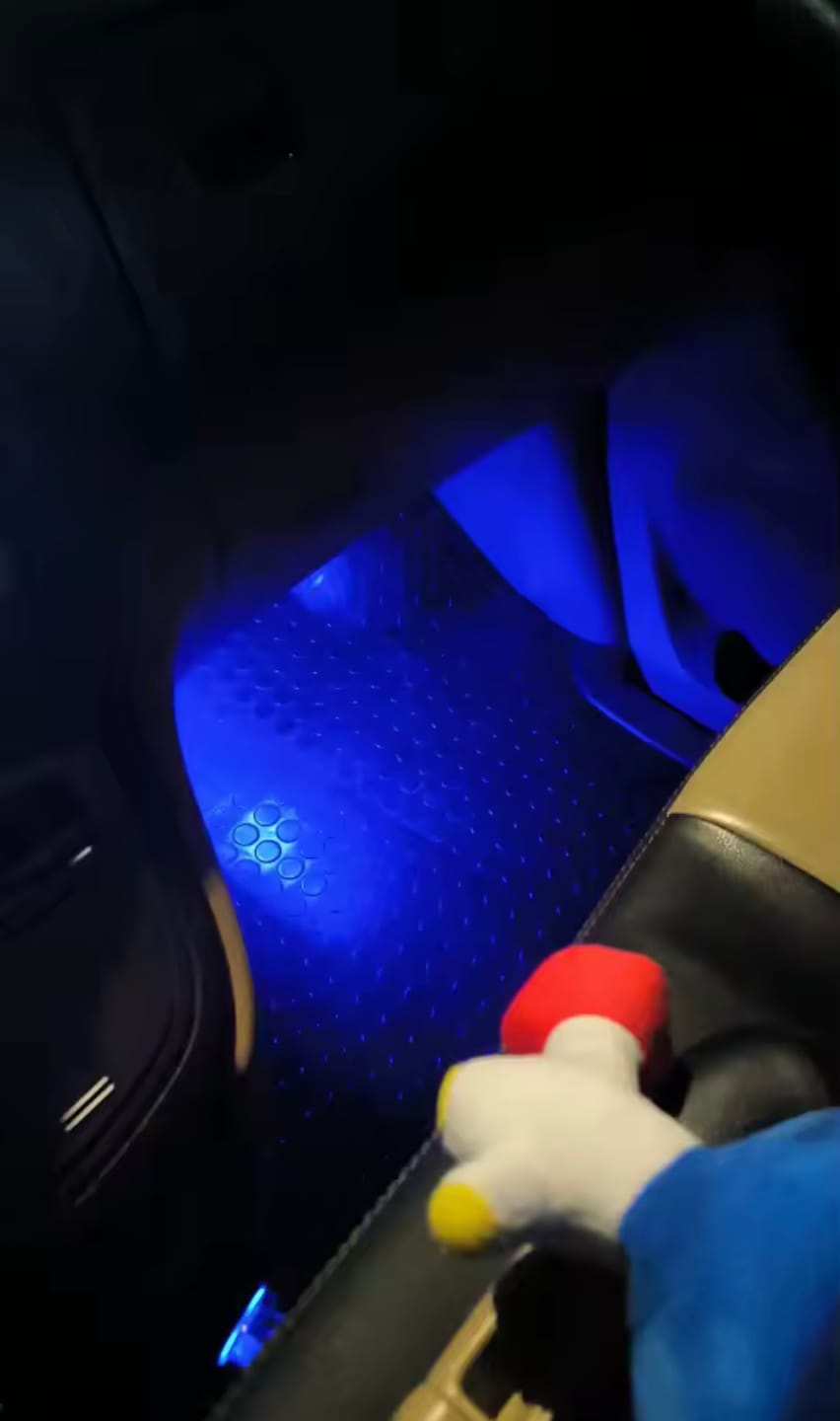 Customer photo review of Kit Premium Iluminación Ambiental LED RGB