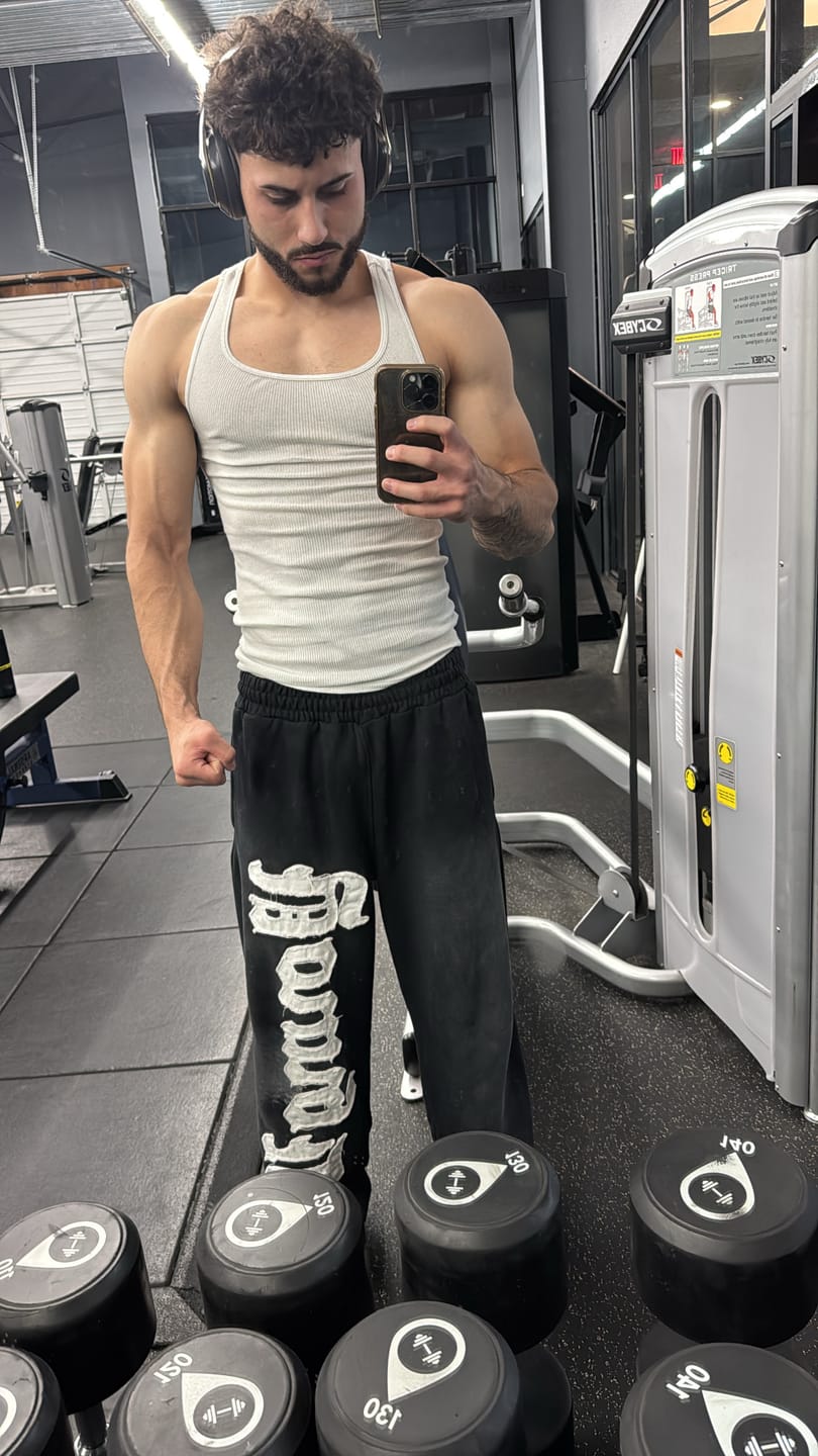 Customer photo review of 2127 - Big Patch Sweats