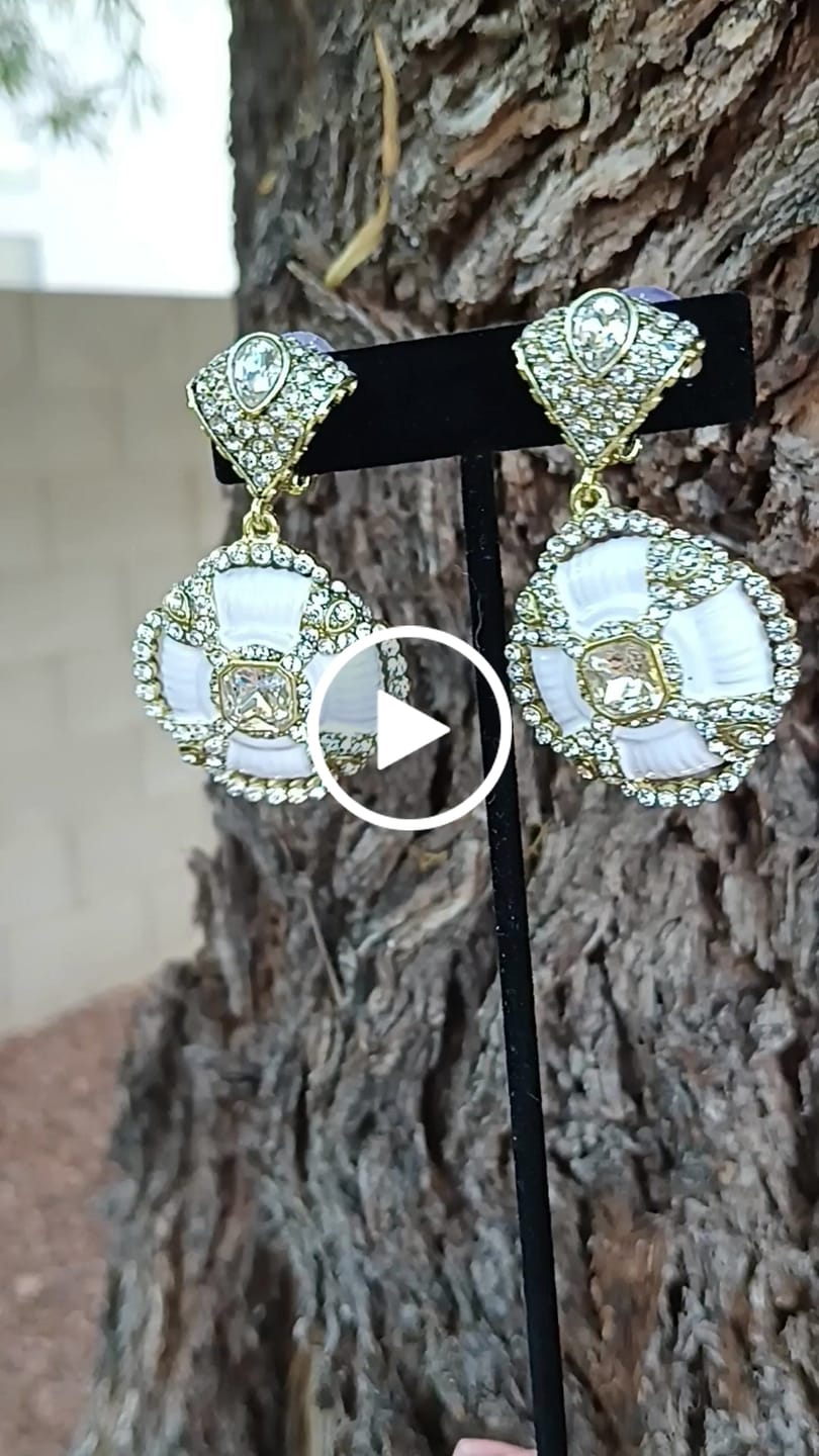 Customer video review of HEIDI DAUS® “Yacht Club” Crystal & Enamel Nautical Drop Earrings