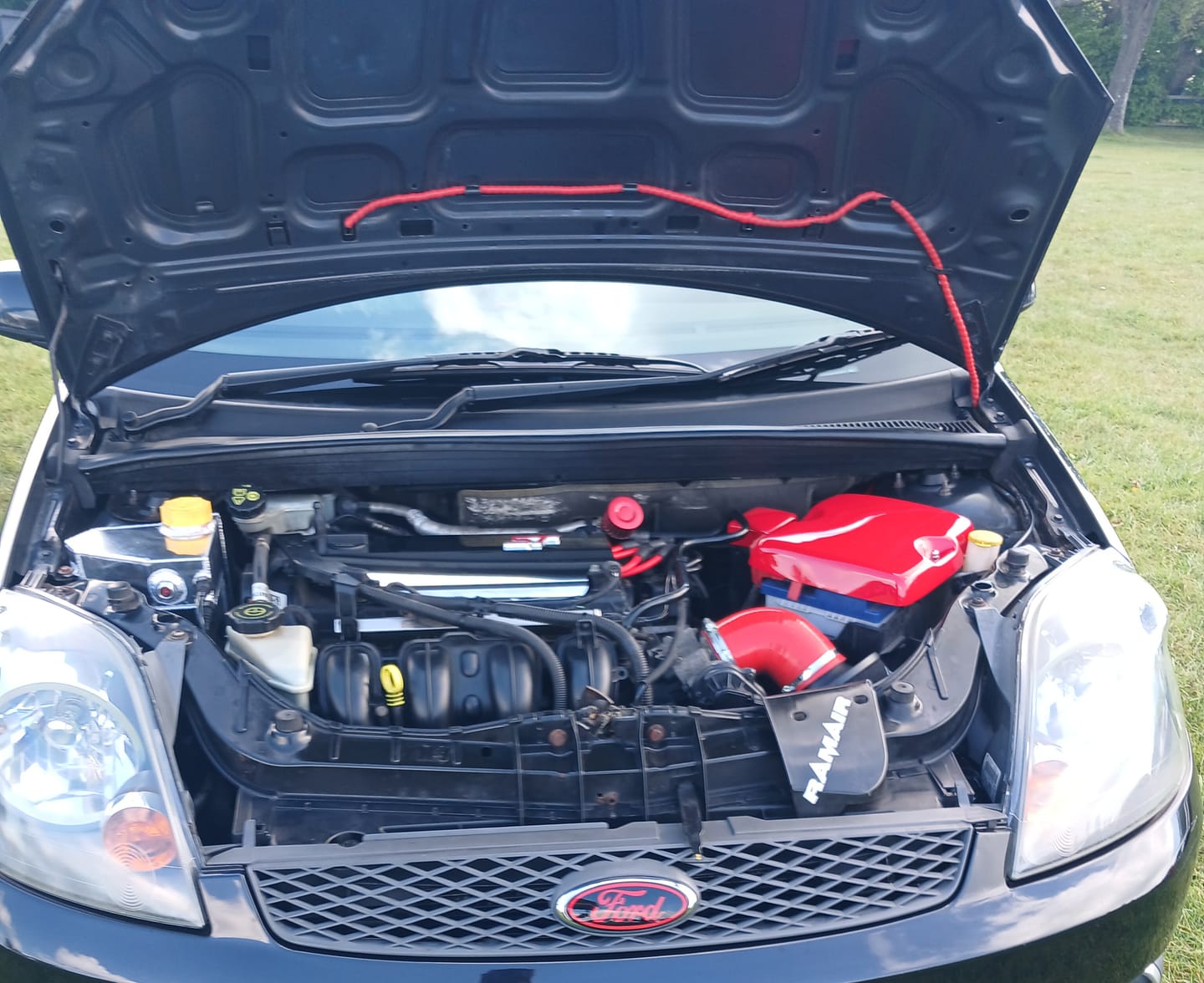 Customer photo review of Proform Battery Cover - Mk6 Ford Fiesta 2004-2009 (Plastic Finishes)