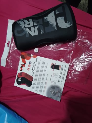 Customer photo review of Reversible Knee Sleeves Gray Pair