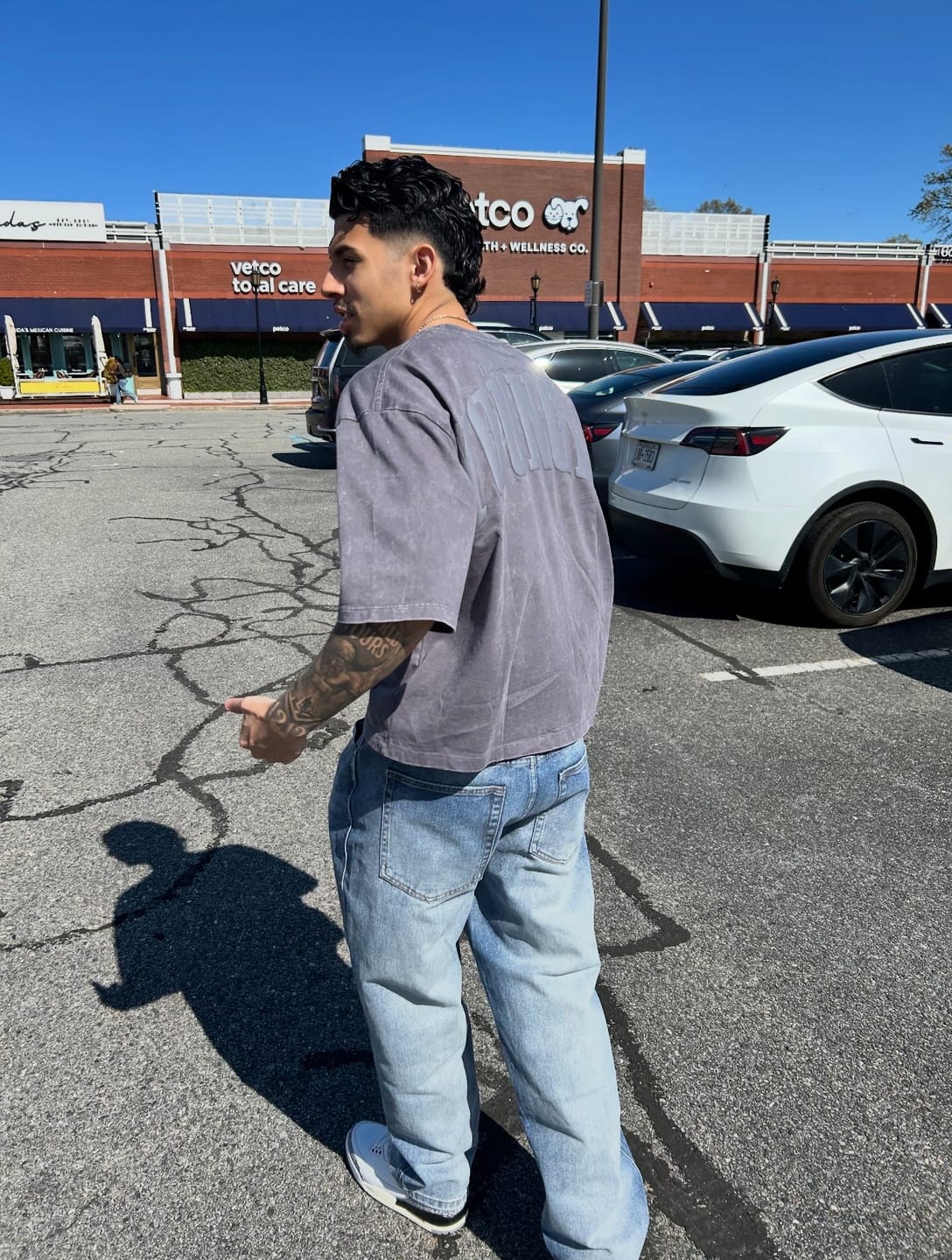 Customer photo review of 6052 - Straight Cut Jeans