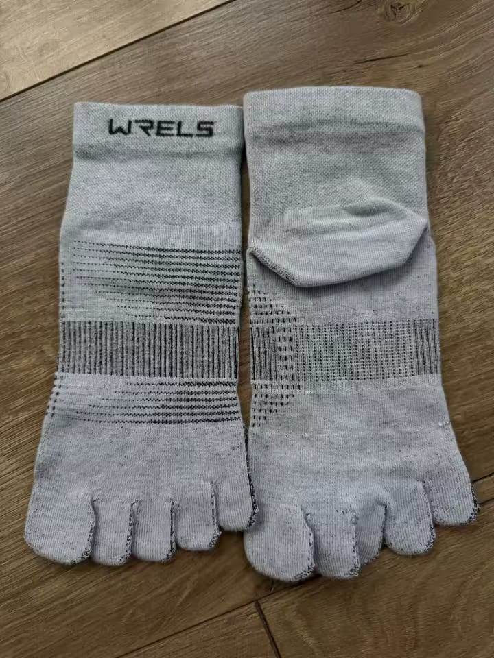 Customer photo review of Fünf-Zehen-Sportsocken – Schnelltrocknend für Laufen & Radfahren
