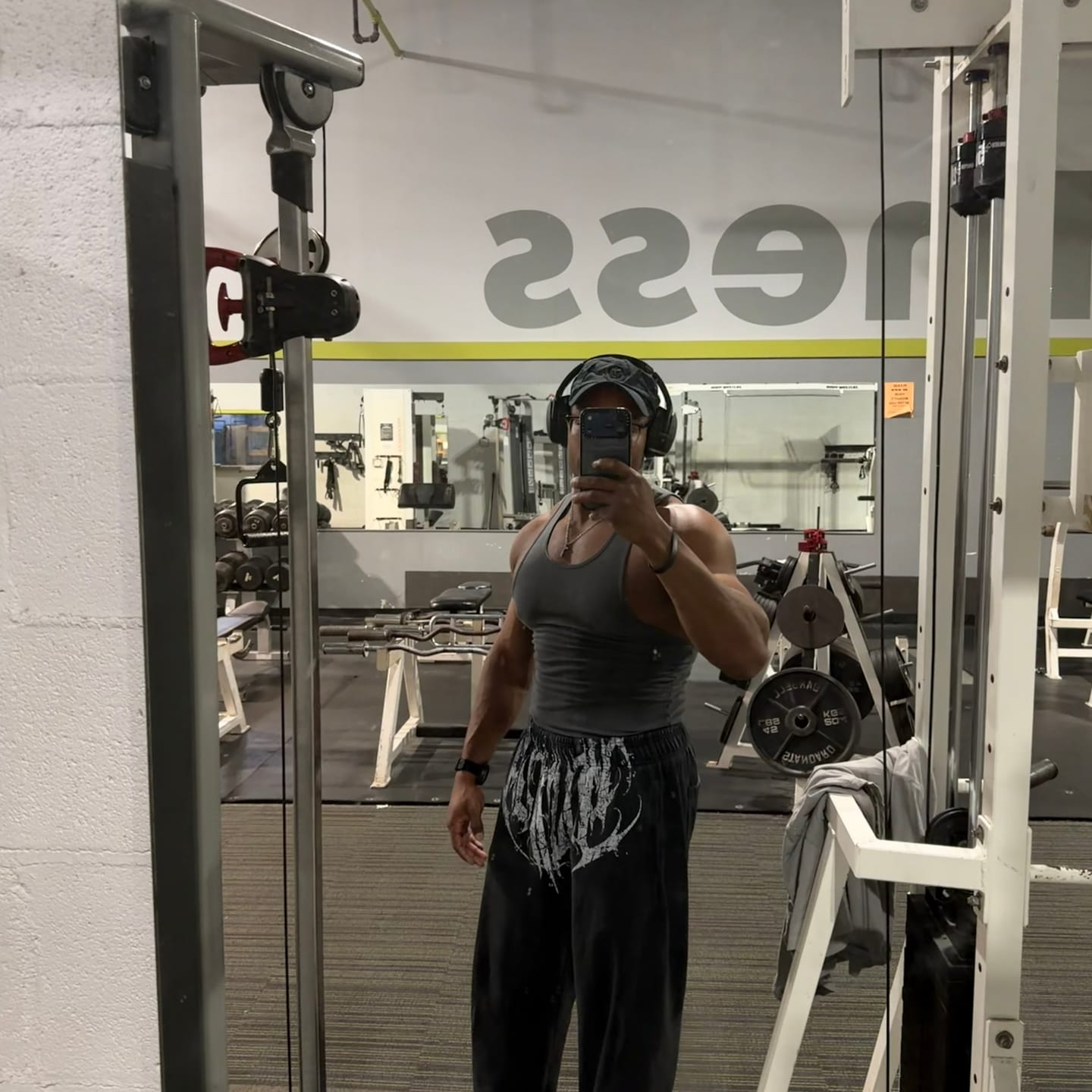 Customer photo review of 2079 - Dark Wave Joggers