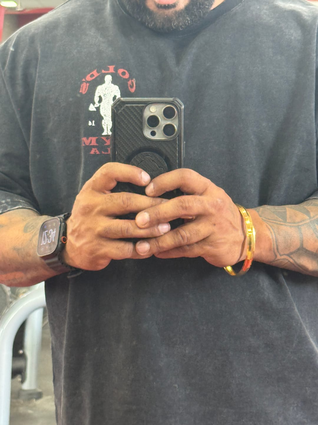 Customer photo review of 4002 - Golds Gym New Age Tees