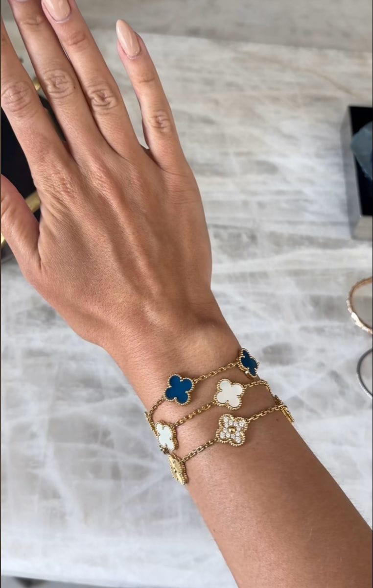 Customer photo review of MX four leaf clover bracelet