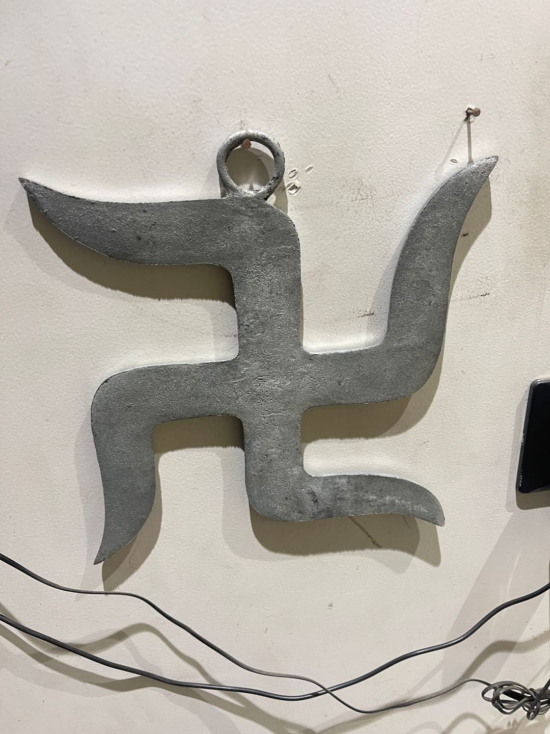 Customer photo review of Zinc Swastik – Vastu Remedy for Rust-Resistant Protection | Home/Office Energy Balance | 6 & 9 Inch
