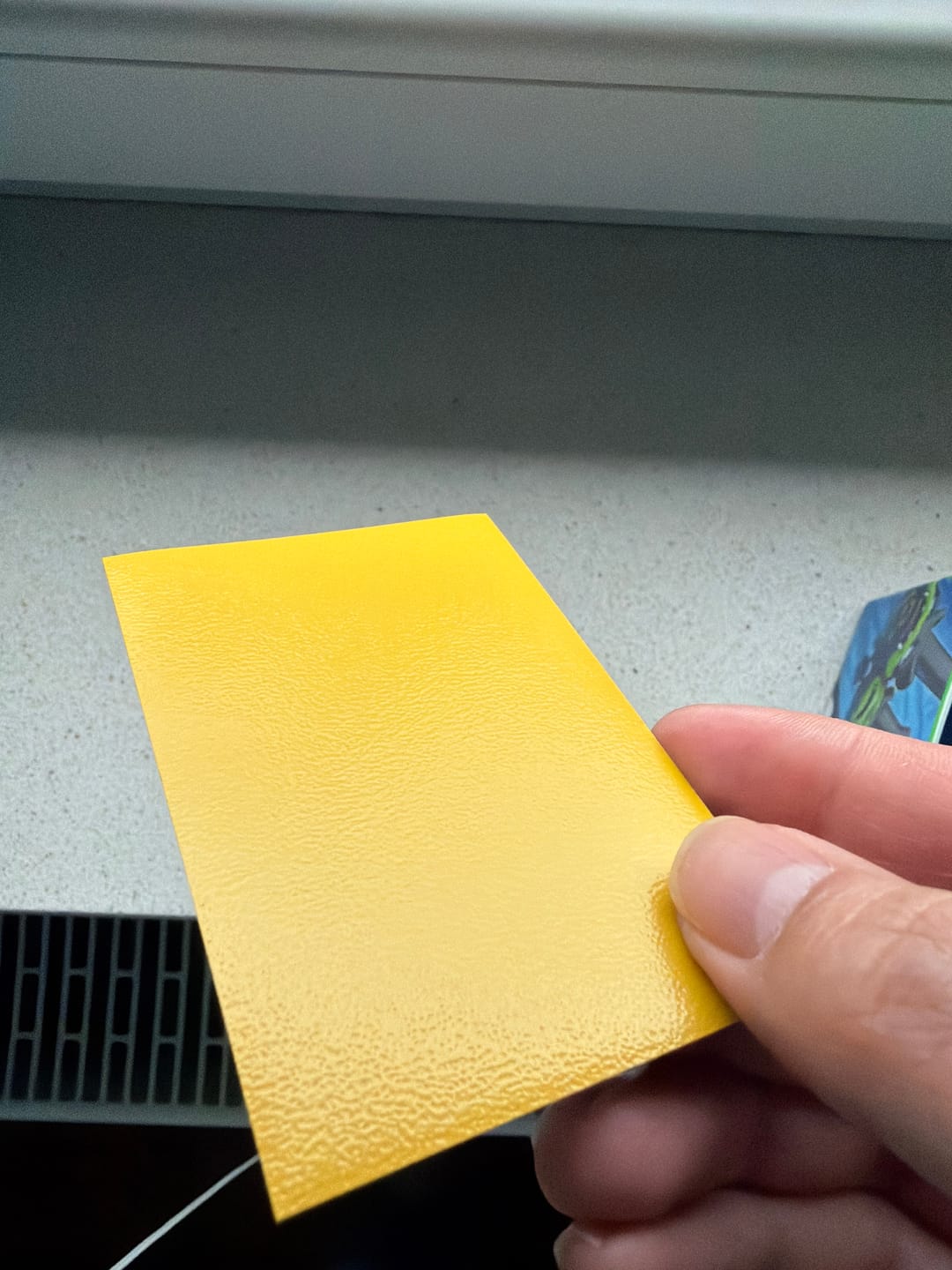 Customer photo review of Baba Sleeves 60× Matte Yellow Japanese Size Sleeves – Gelbe Kartenhüllen für Yu‑Gi‑Oh! (62×89 mm)
