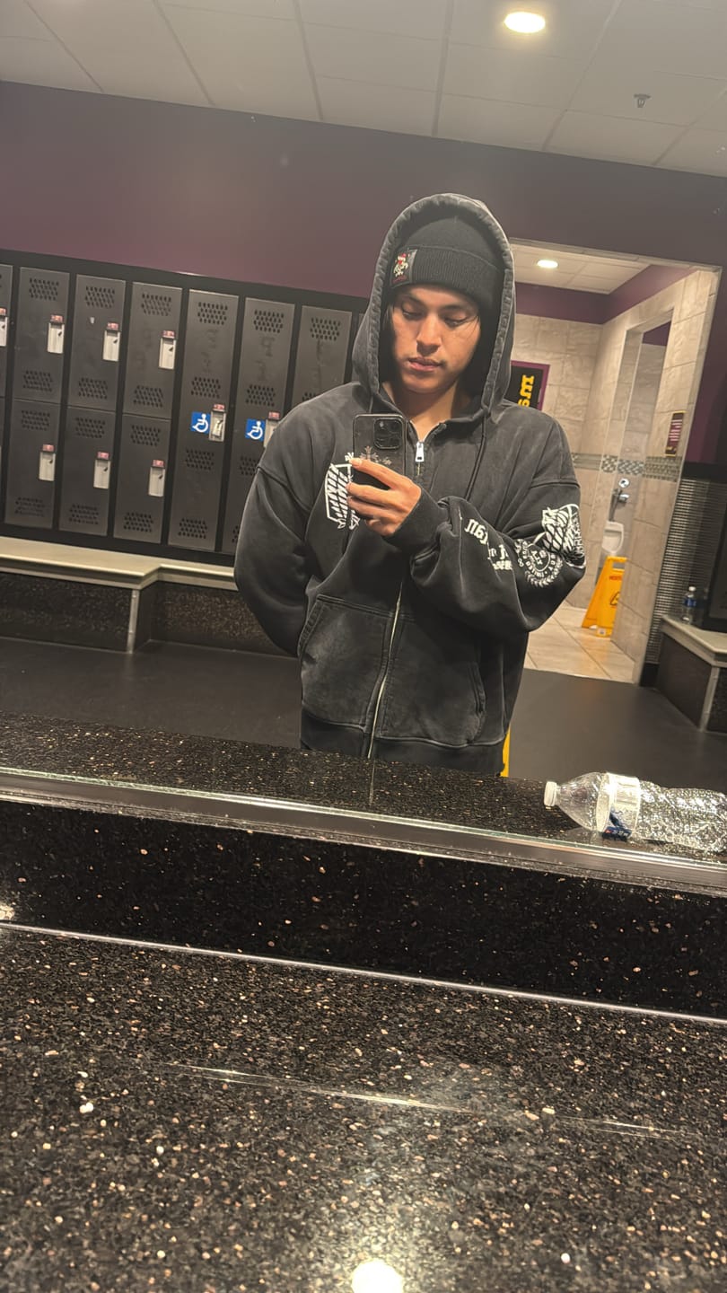 Customer photo review of 5138 - AOT©  x YLA Zip-Up Hoodies