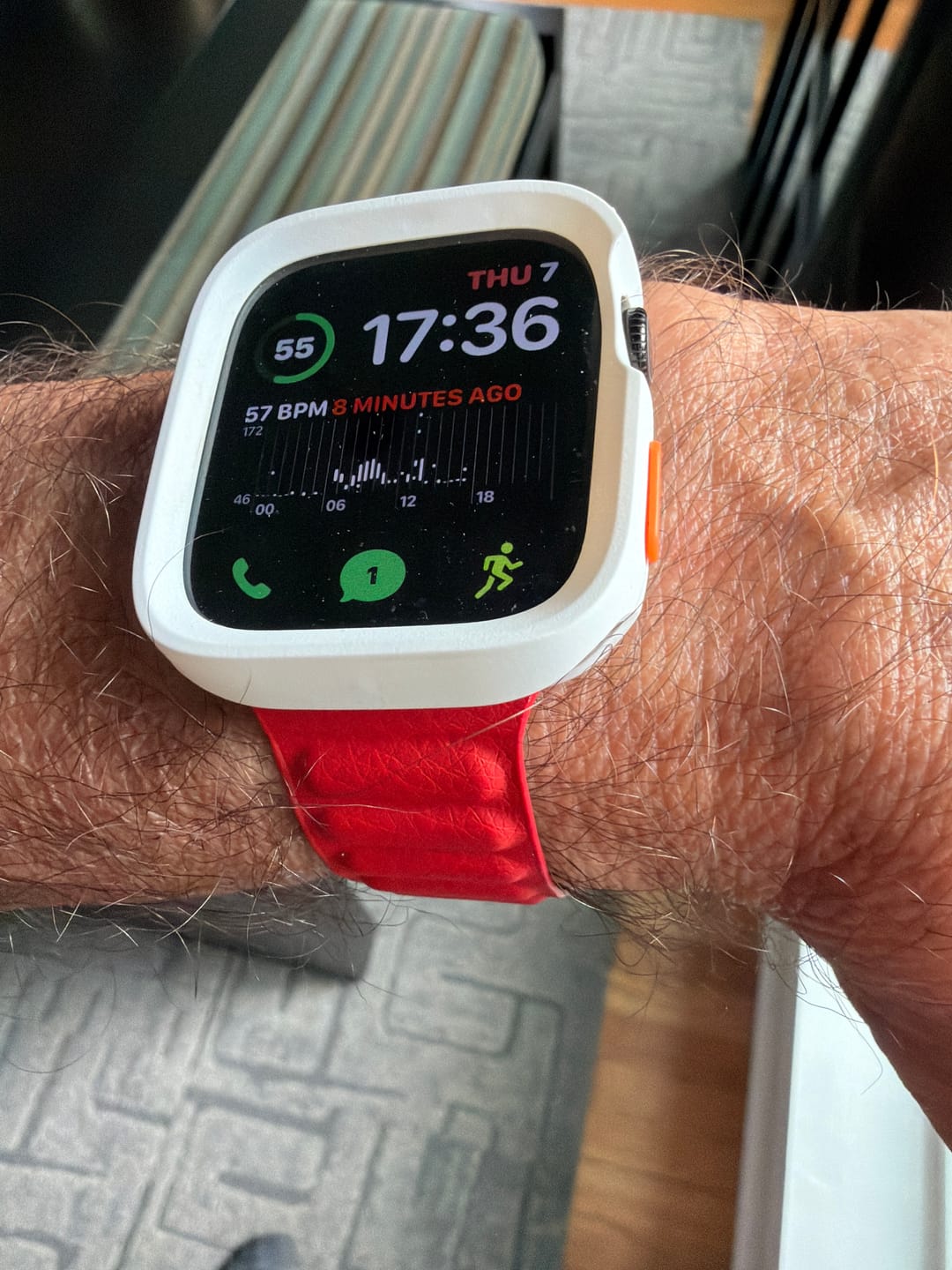 Customer photo review of Pebbled Silicone Magnetic Band
