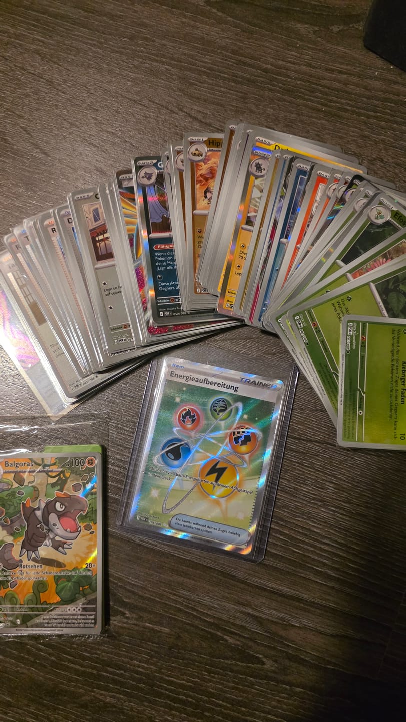 Customer photo review of Pokémon Top-Trainer-Box Mega-Entwicklung - Optimale Ordnung