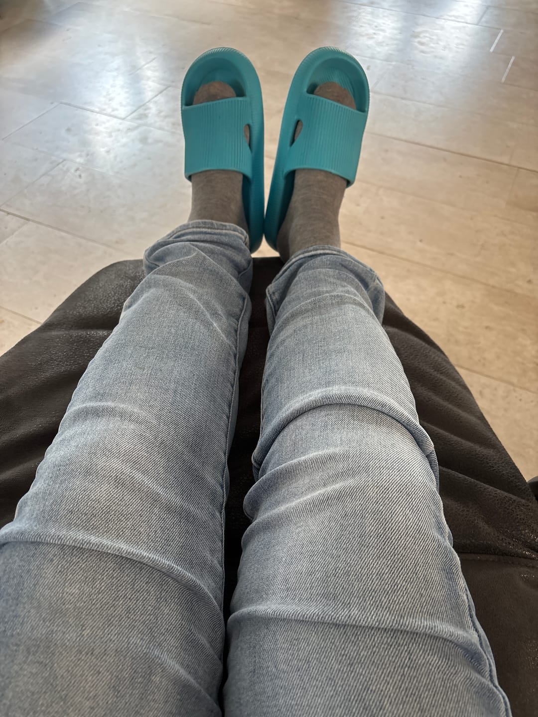 Customer photo review of HappyFlops Nordics