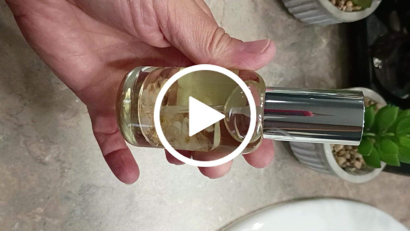 Customer video review of Sofia Isabel - Citrine Crystal Infused Natural Perfume
