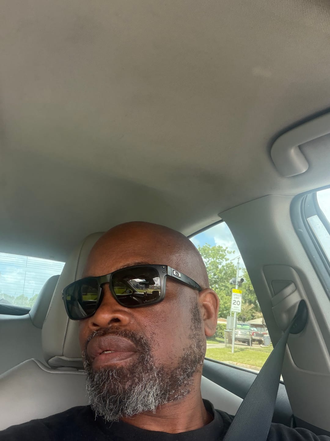 Customer photo review of Respected Roots Package Protection i
