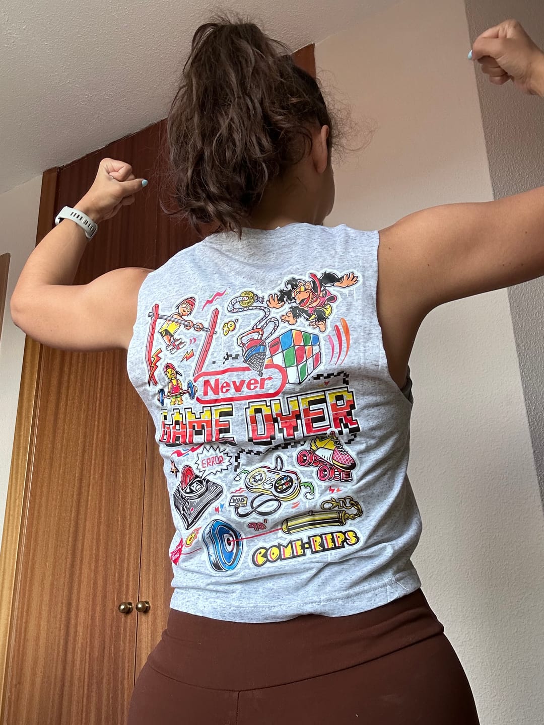 Customer photo review of NEVER GAME OVER - MUJER