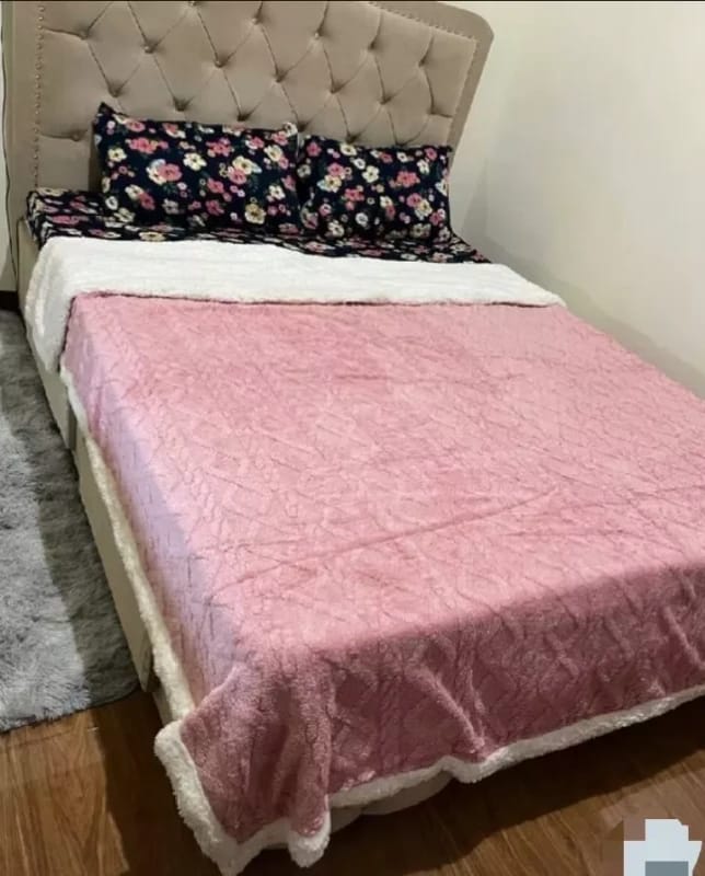 Customer photo review of Sherpa Fleece Blanket – Reversible Winter Throw