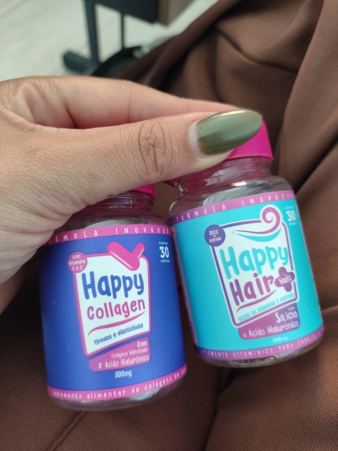 Customer photo review of Happy Hair 3 Potes + 1 Colágeno Grátis