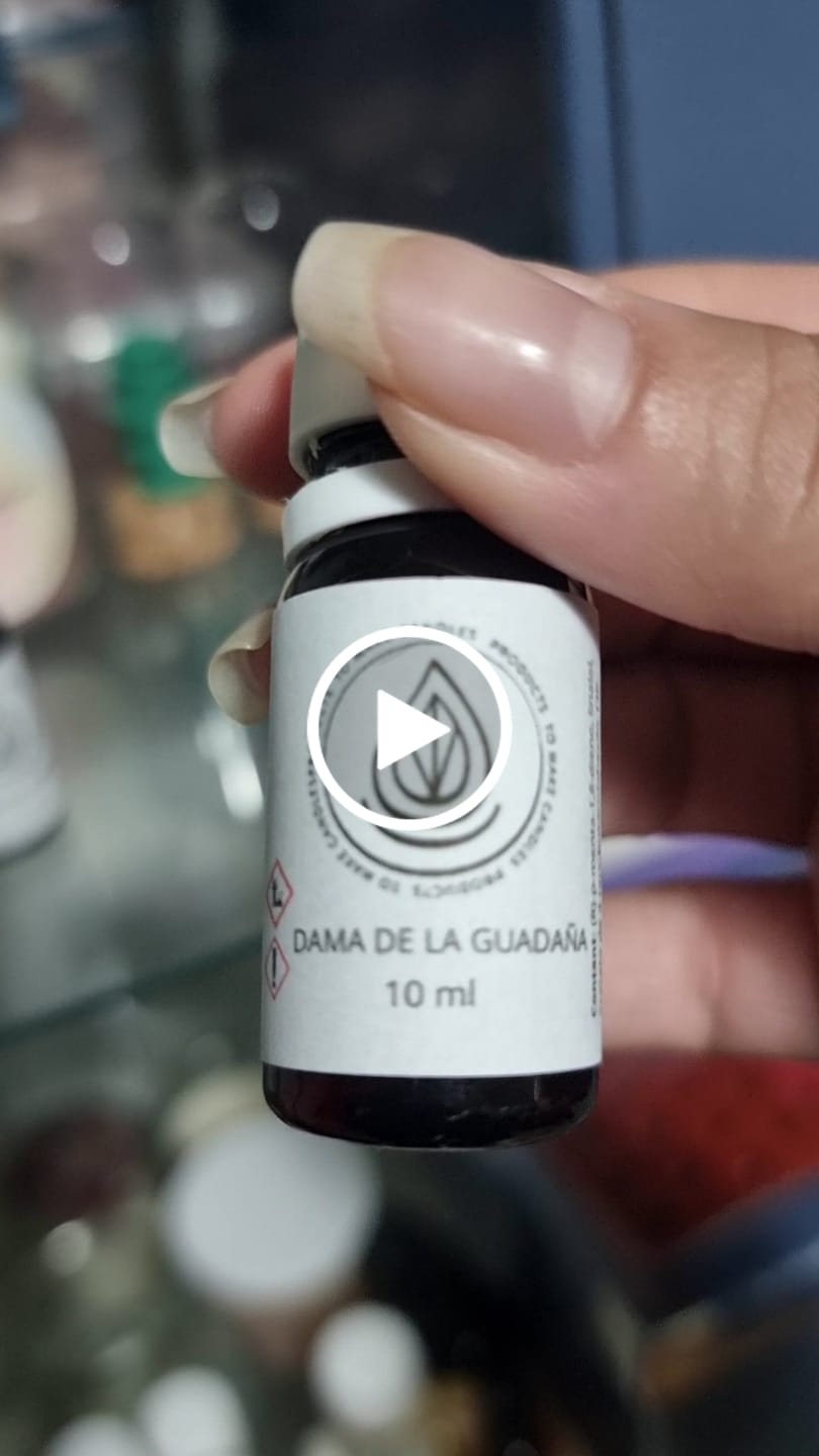 Customer video review of Fragancia DAMA DE LA GUADAÑA