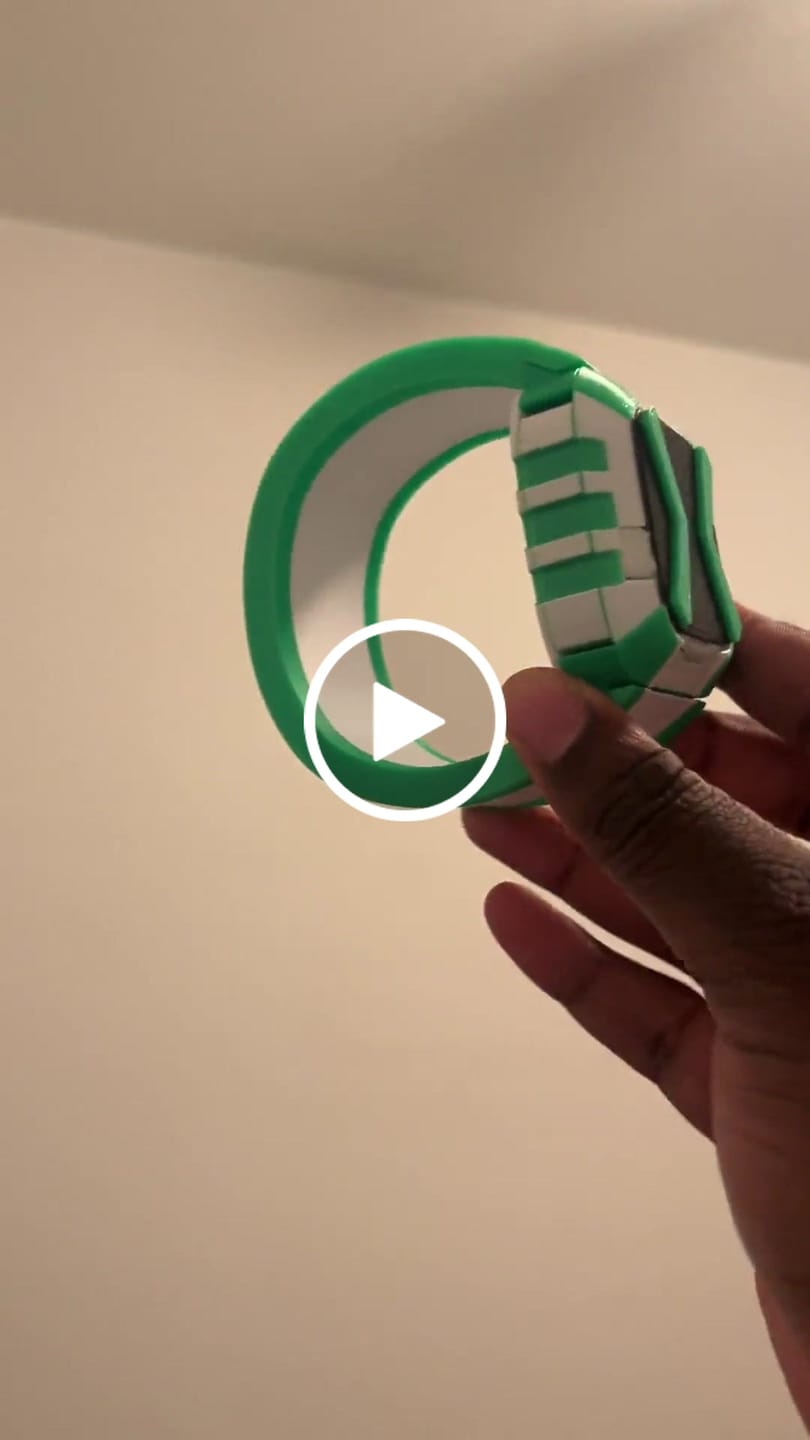 Customer video review of Omnitrix (Omniverse) Wearable Replica with Touchscreen Functionality
