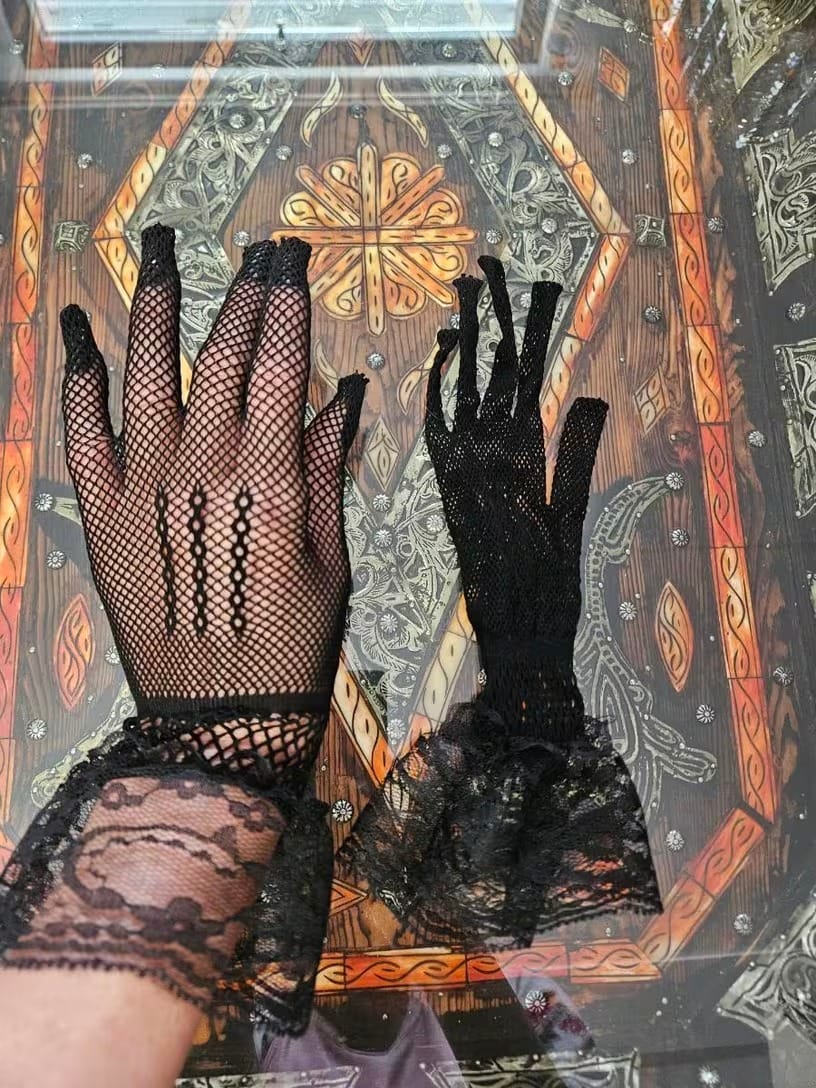 Customer photo review of Victorian gloves