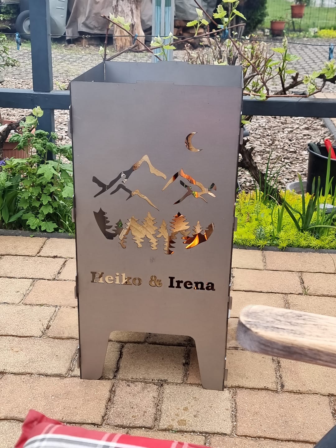 Customer photo review of Feuertonne Berge aus edlem Stahl