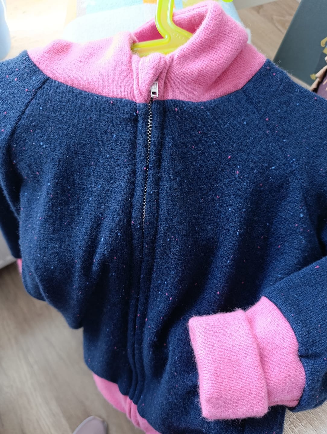 Customer photo review of Kaschmir Kinder Kapuzenjacke 98/104